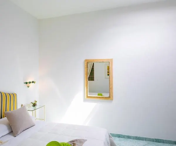 Royal Prisco Hotell 3*