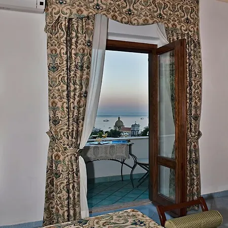 Royal Prisco Positano