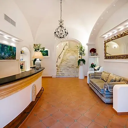 Royal Prisco Hotel 3*