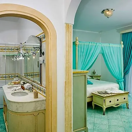 Royal Prisco Hotel