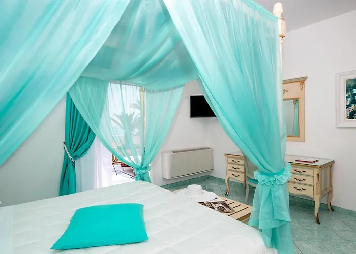 Royal Prisco Hotell 3*