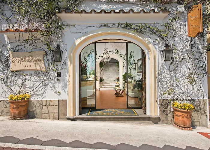 Royal Prisco Hotell 3*